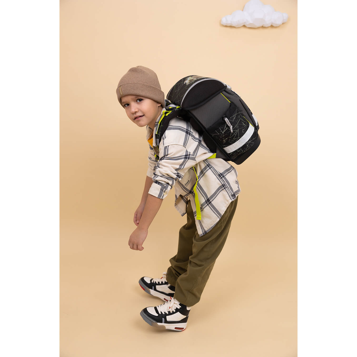 Close-up of the Ergonomic School Bag Set for Boys– Belmil Classy Black Panther (4 pcs) highlighting the comfortable padded shoulder straps.