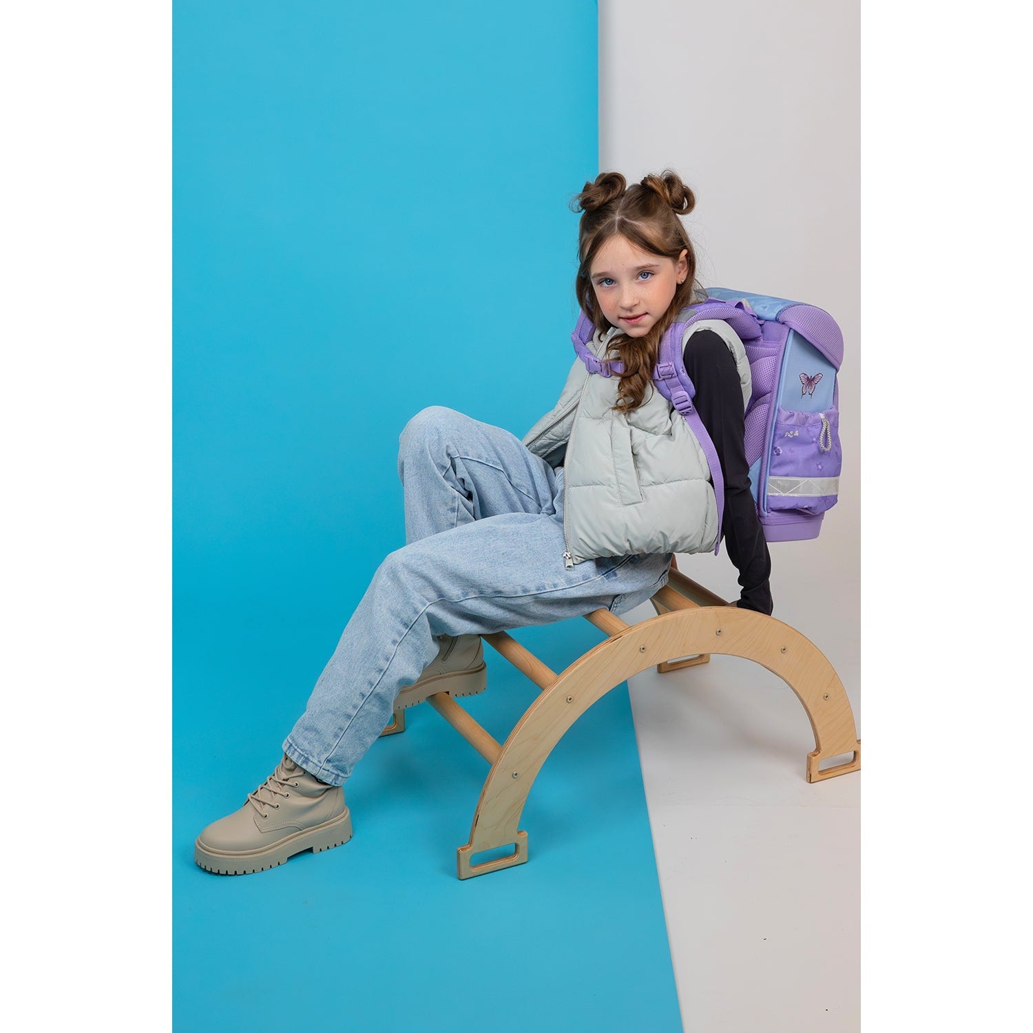 Close-up of the breathable back padding of The Ergonomic School Bag Set for Girls – Belmil Classy Purple Blue Butterfly (5 pcs), promoting healthy posture.