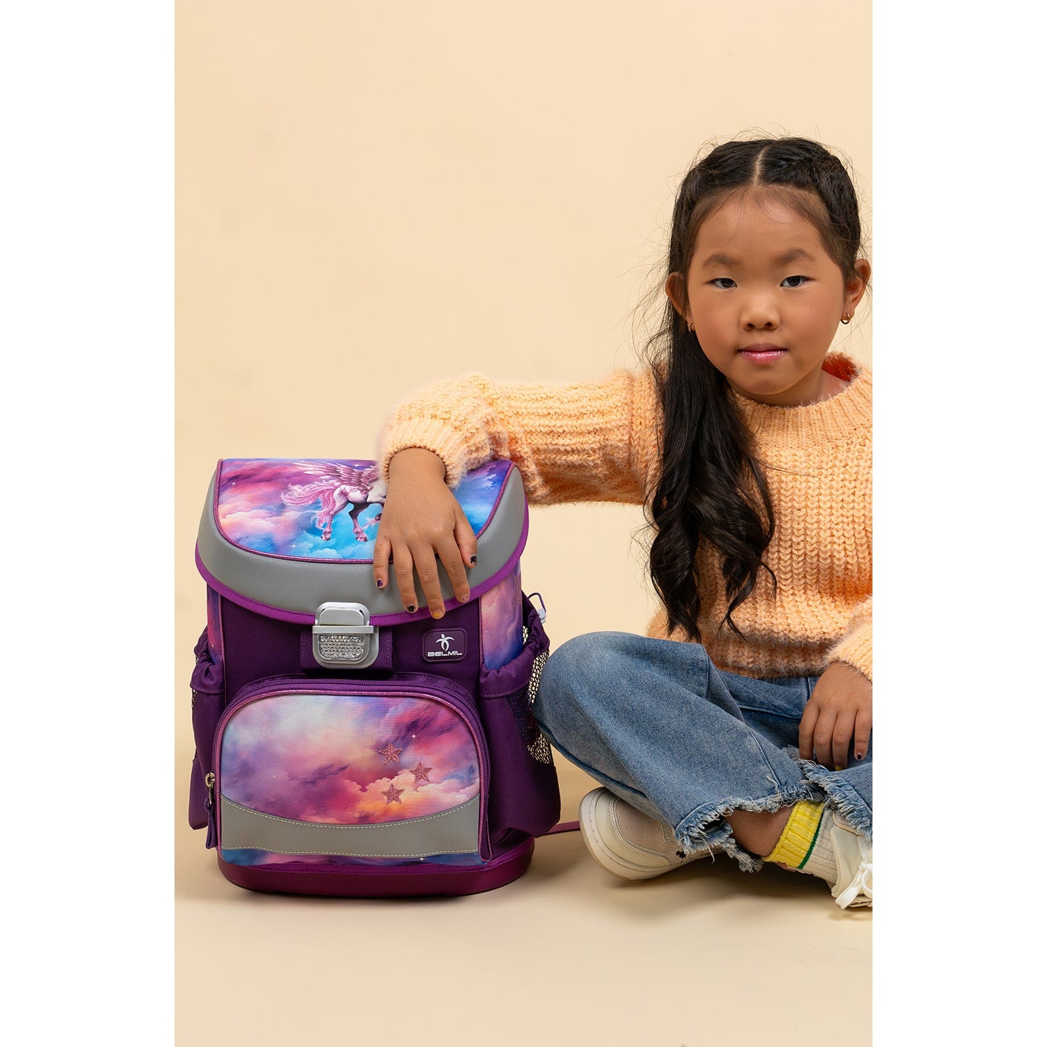 Close-up of the Mini-Fit Pegasus schoolbag set 4 pcs showcasing the ergonomic design of the Belmil Mini-Fit Pegasus (4 pcs) school bag set for girls.