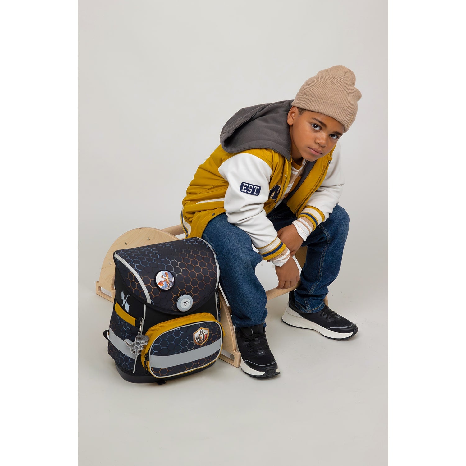 Back view of the Belmil Compact Dragon School Bag Set – 5-Piece Ergonomic Backpack with AGR Certificate, Fidlock Buckle & 4 Decorative Patches displaying adjustable straps and ergonomic design.