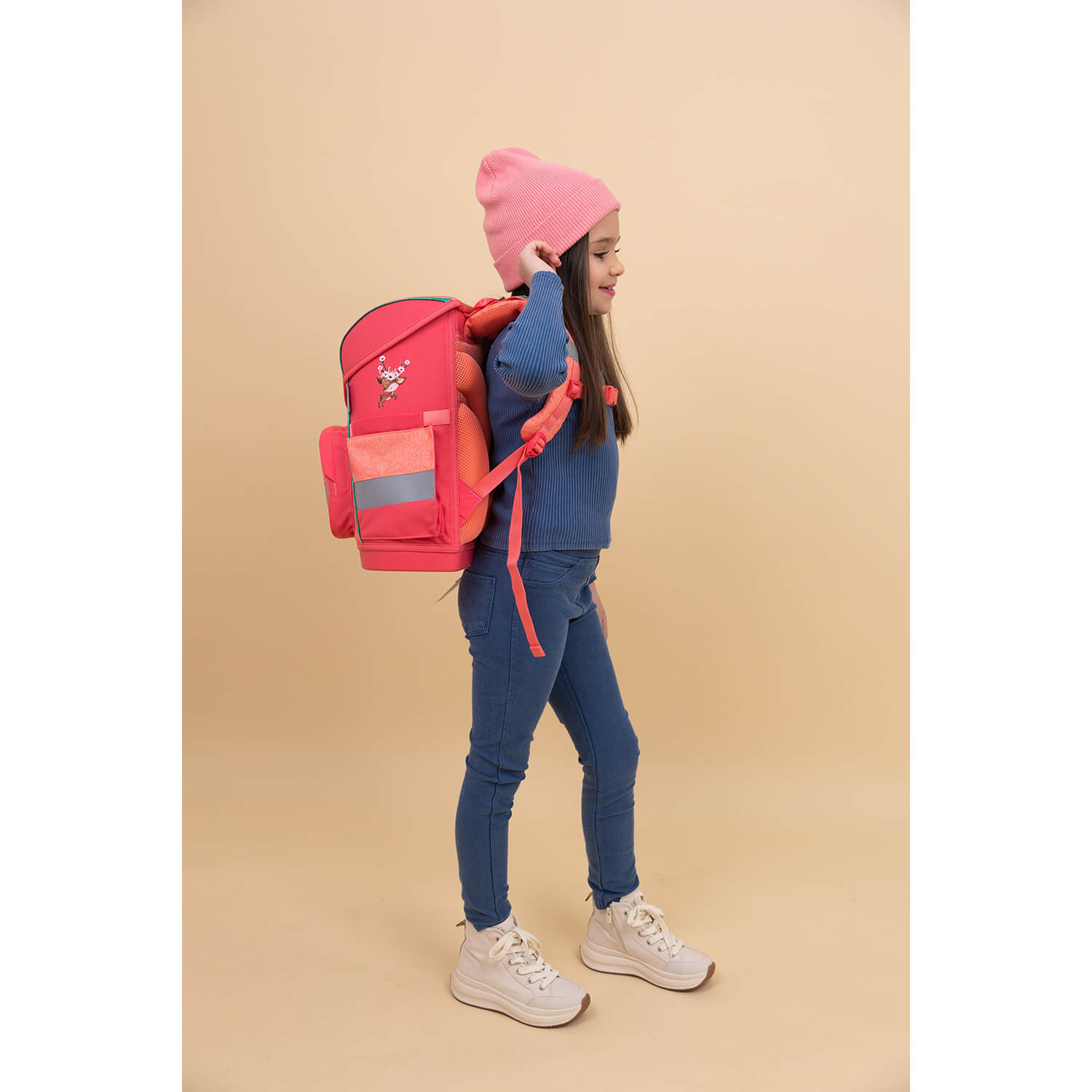 Detailed view of the Belmil Compact Ergonomic School Bag Set 'Cute Doe' highlighting the lightweight and ergonomic features.