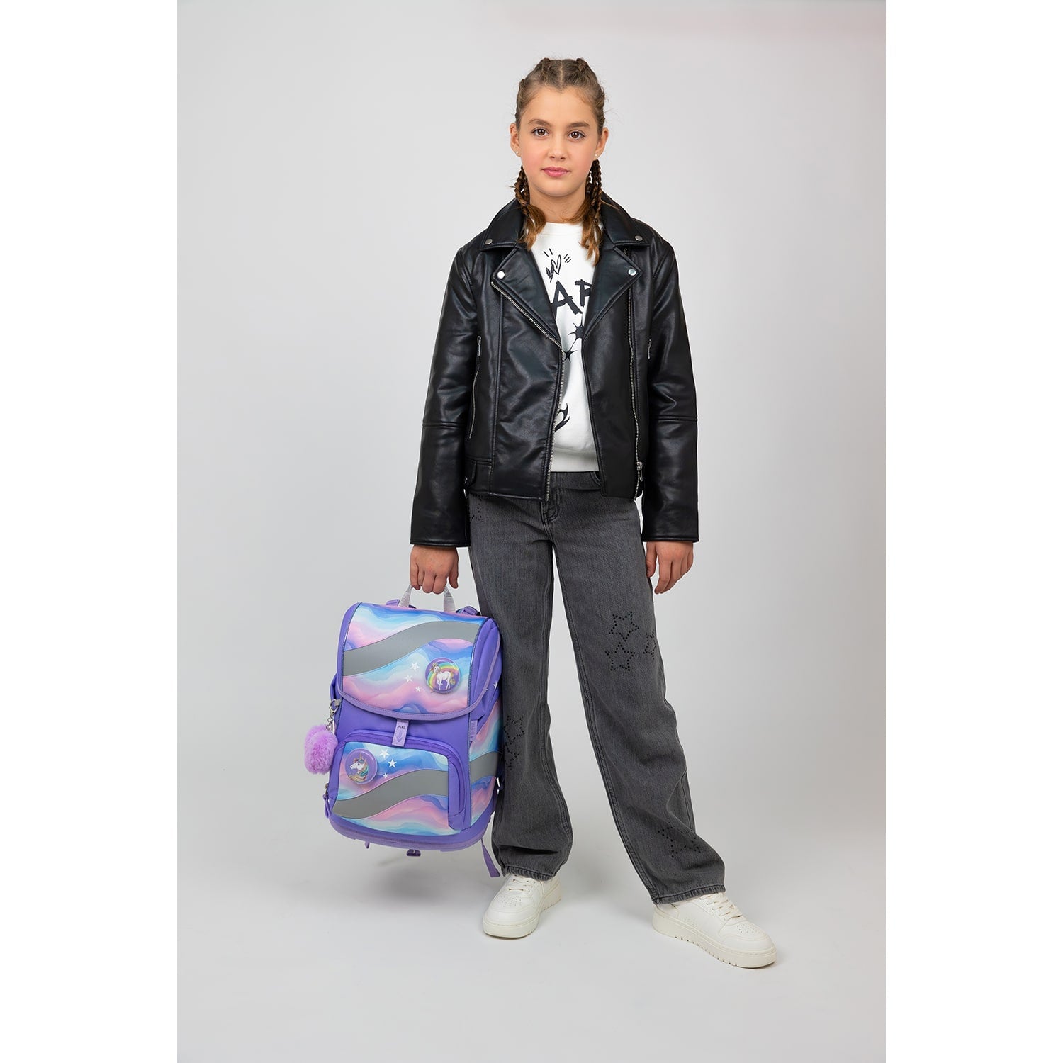 Children using the Belmil Smarty Rainbow Land Ergonomic School Bag Set – 5-Piece Set with 9 Interchangeable Patches and Hip Belt for school.