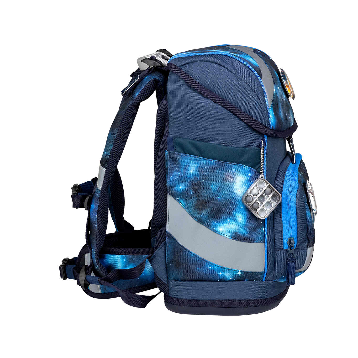 9 interchangeable patches included with the Belmil Smarty Galaxy set, featuring fun themes like spaceships and soccer balls for personalization.