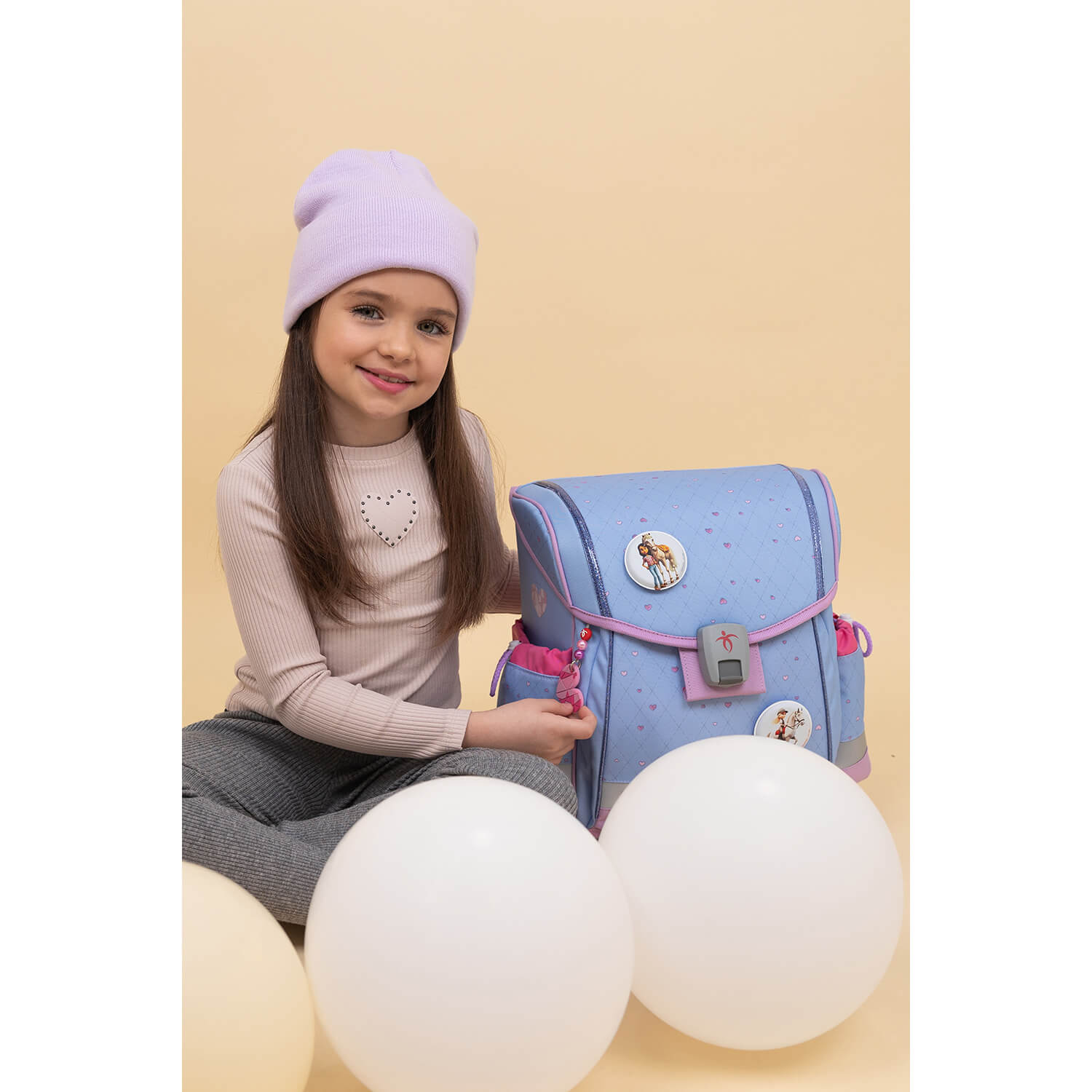 Close-up of the ergonomic back panel of the Belmil Classy Plus Ergonomic School Bag Set for Girls “Lavander” Design + Unicorn Raincoat – 6-Piece Back-Friendly Starter Set.
