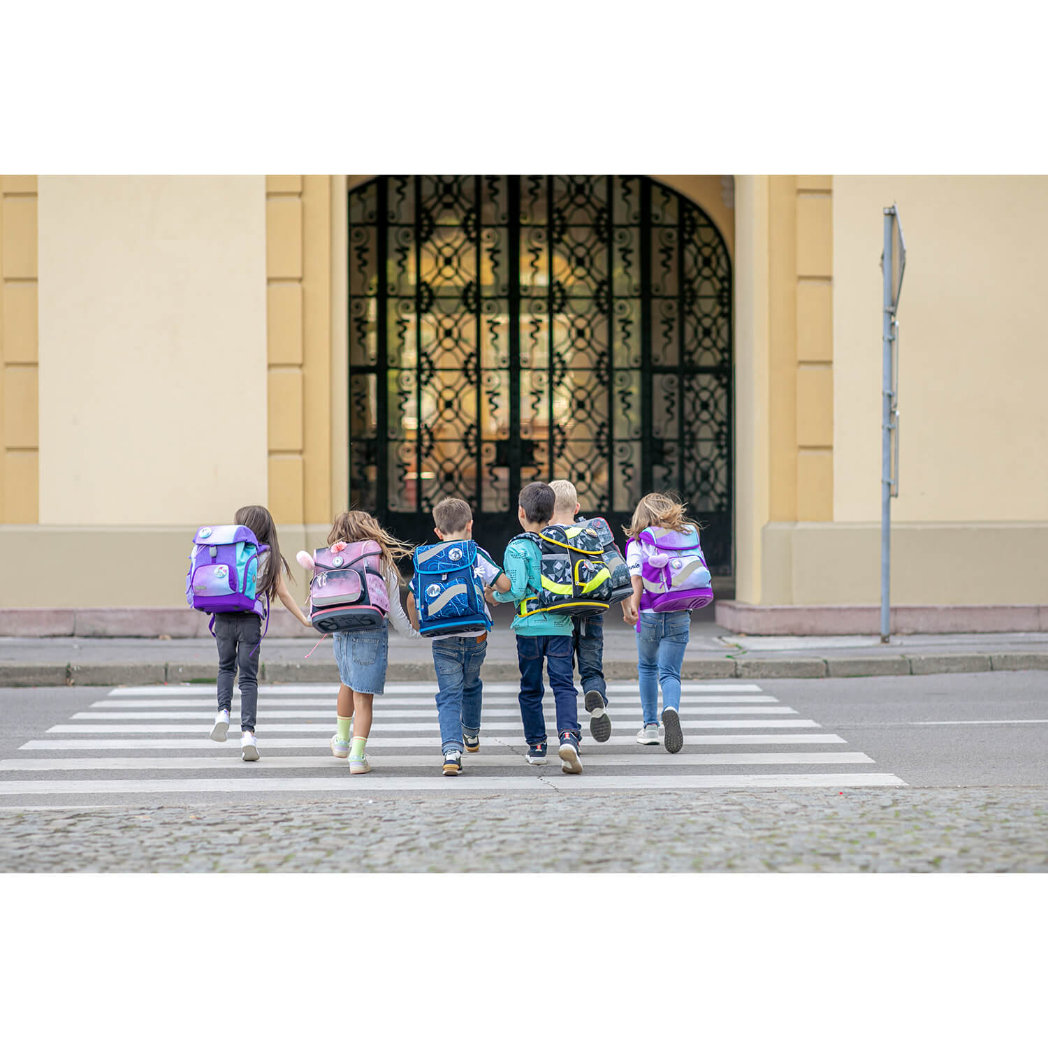 Compact Secret Garden schoolbag